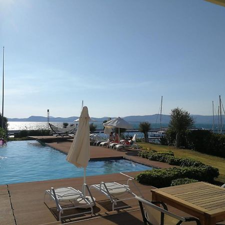 Egesu Marina Guest House Gulluk Exteriör bild