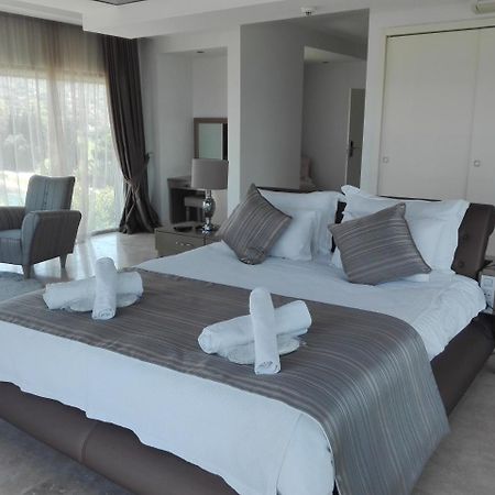 Egesu Marina Guest House Gulluk Exteriör bild