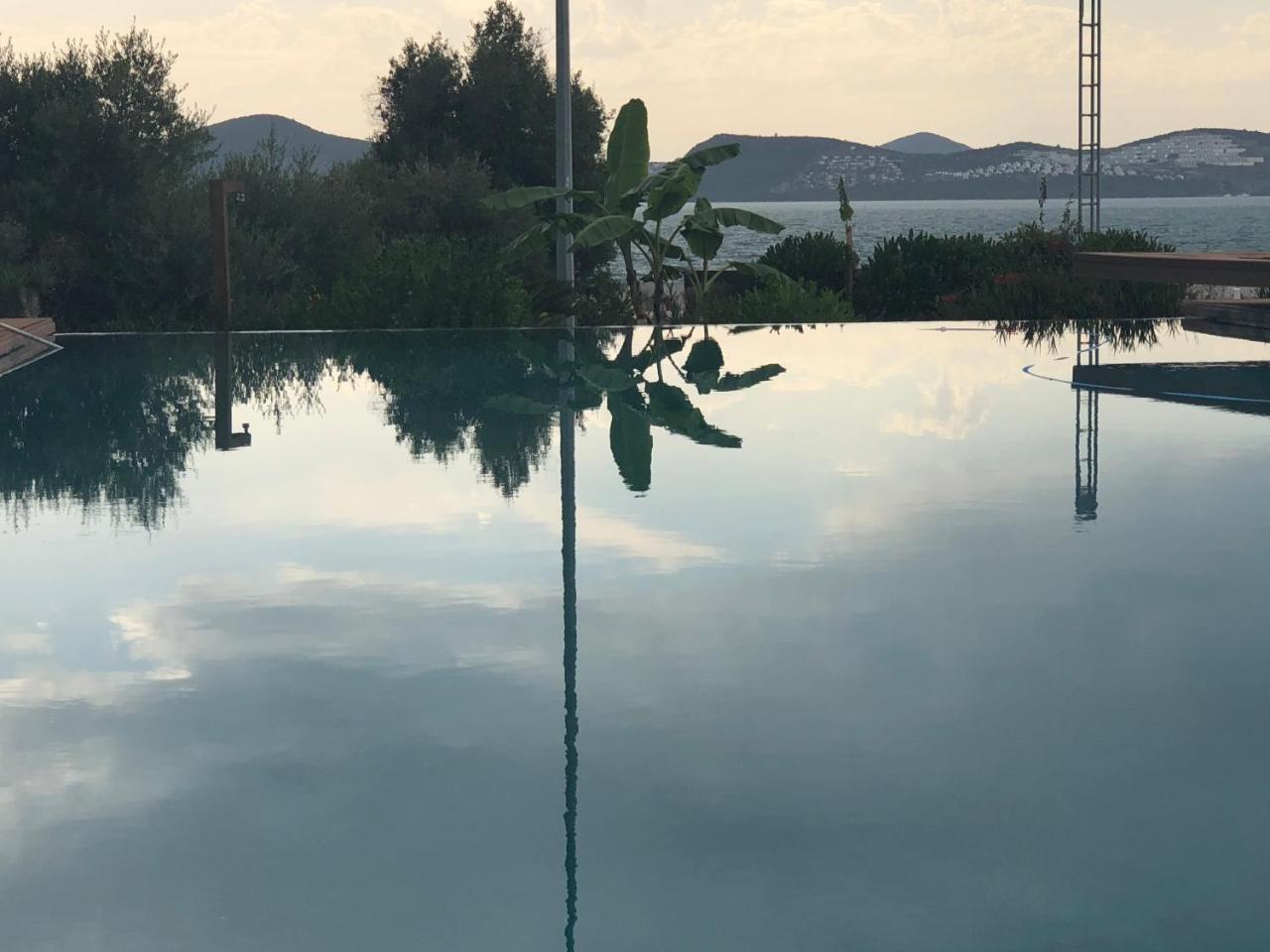Egesu Marina Guest House Gulluk Exteriör bild