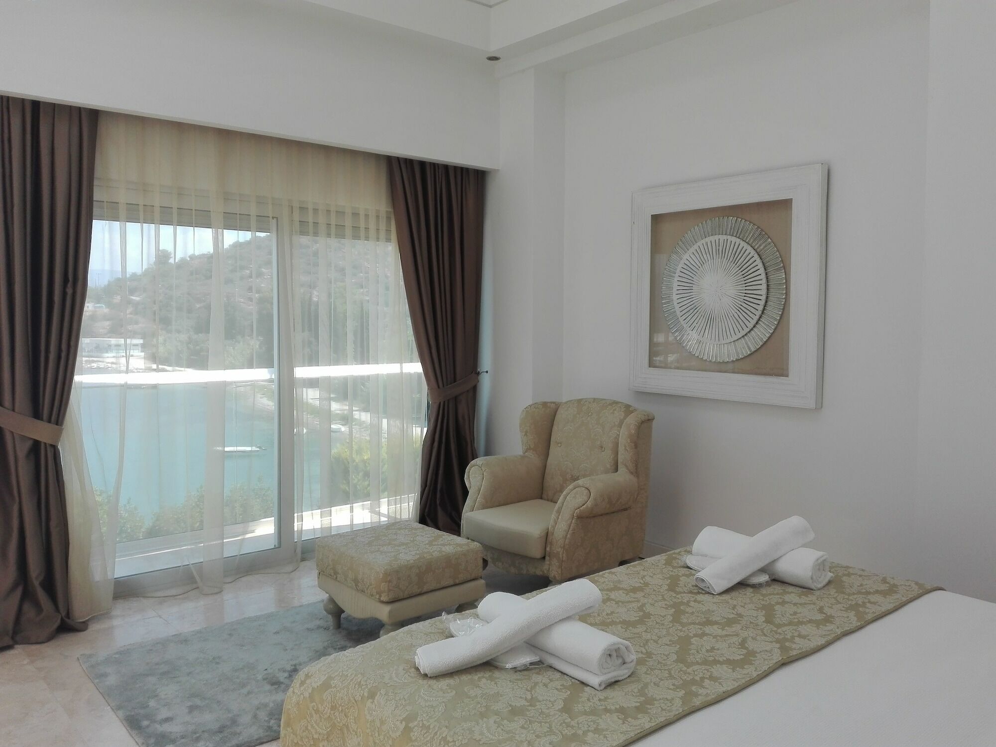 Egesu Marina Guest House Gulluk Exteriör bild